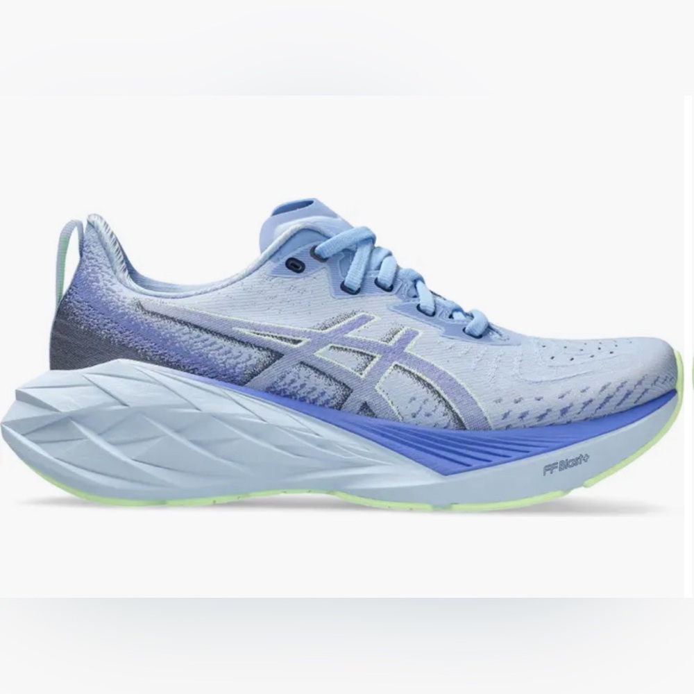ASICS WOMEN’S NOVABLAST 4